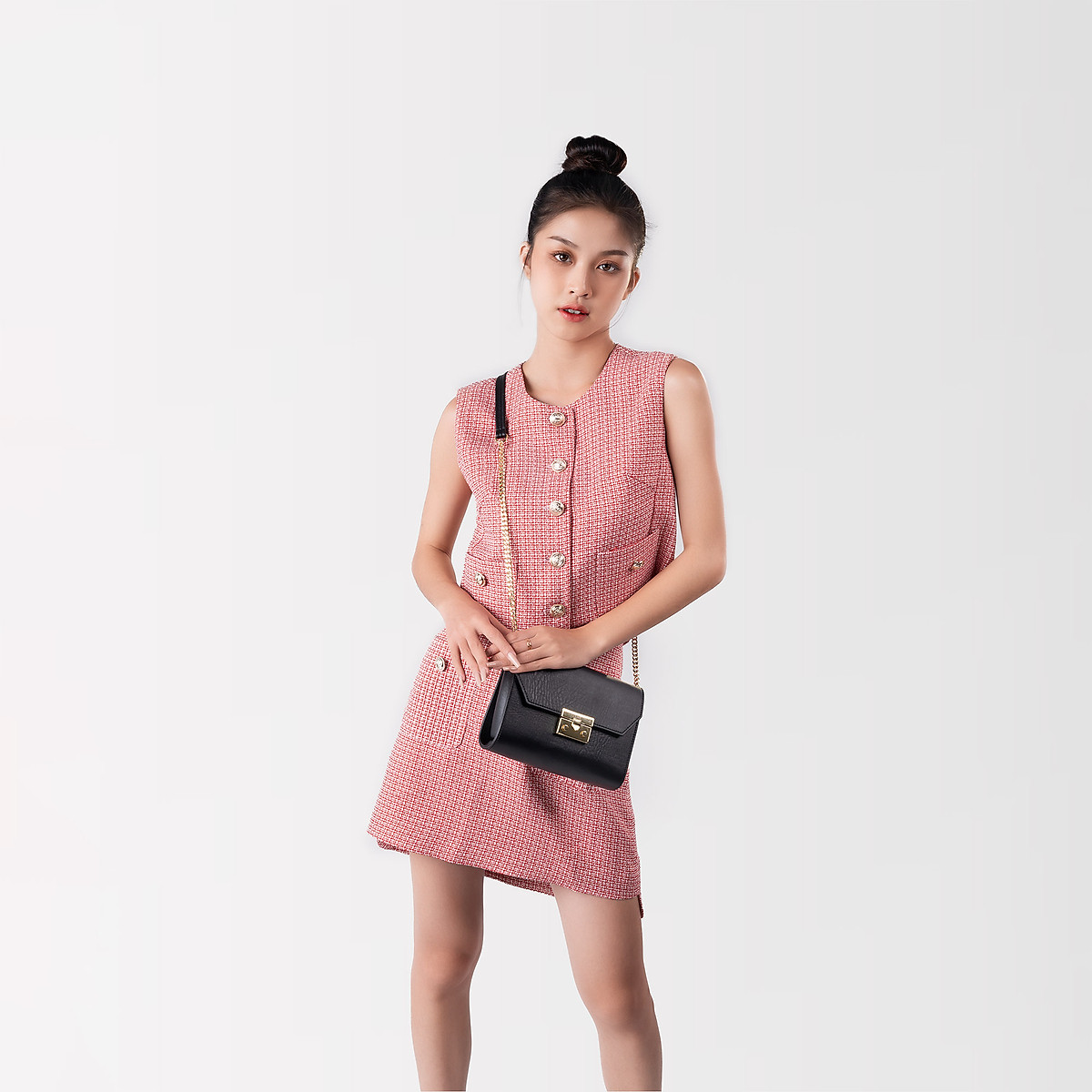 Túi đeo chéo da nữ khóa nhấn Lata HN100