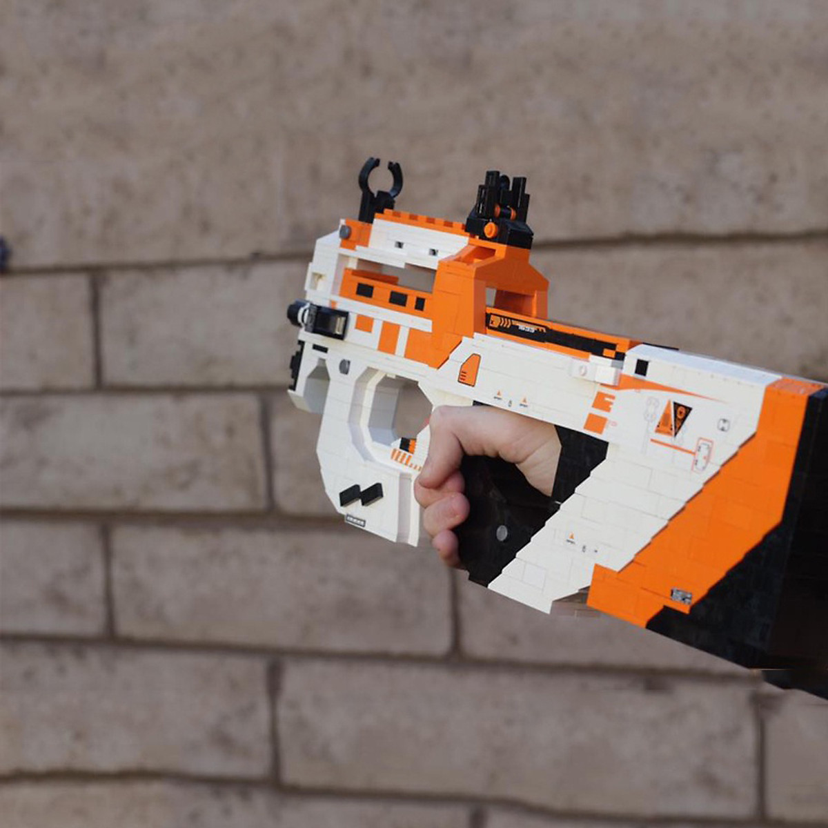 Mua Đồ Chơi Lắp Ráp Trí Tuệ Mô Hình Súng P90 Asiimov PUBG CSGO Kevin183   900 Mảnh Ghép  Tiki
