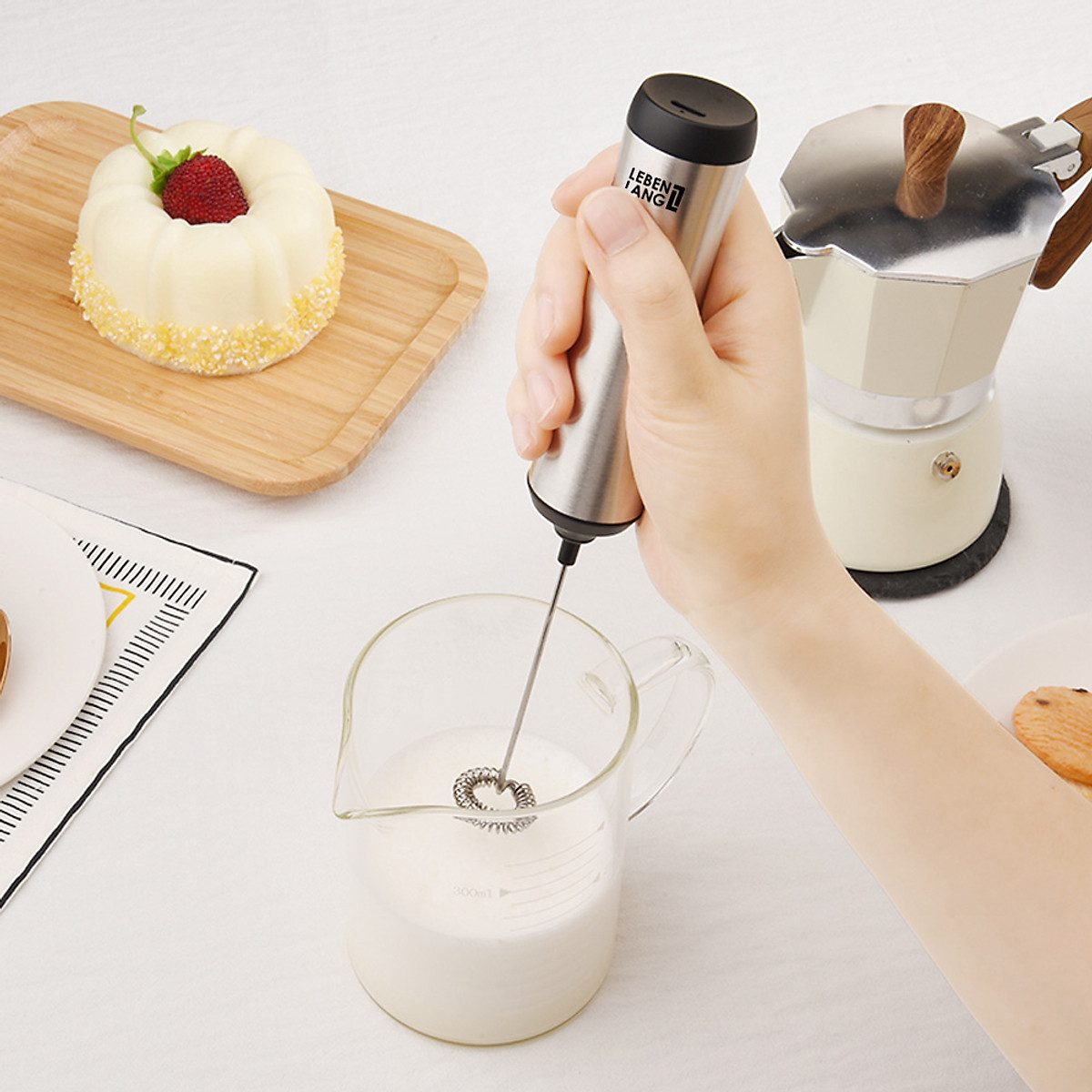 Máy đánh bọt cafe cầm tay Lebenlang LBL4583, sạc điện tiện lợi, công suất 10W, hàng chính hãng - bảo hành 2 năm