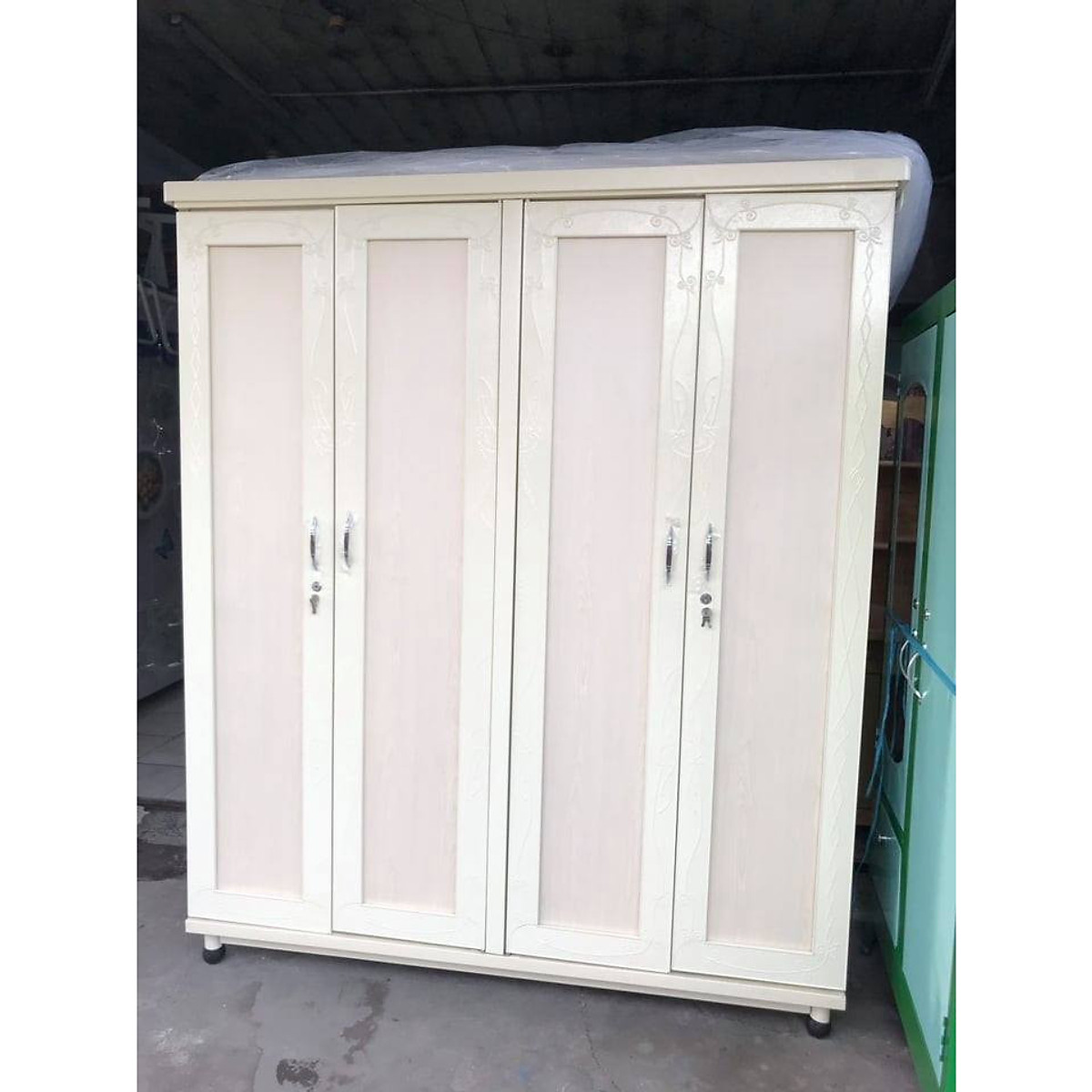 Tủ Quần Ao 4 Buồng Bằng Sắt 1m8 X1m55 Sơn Tĩnh điện Tiki Tủ Quần Ao 4 Buồng Bằng Sắt 1m8 X1m55 Sơn Tĩnh điện Tiki