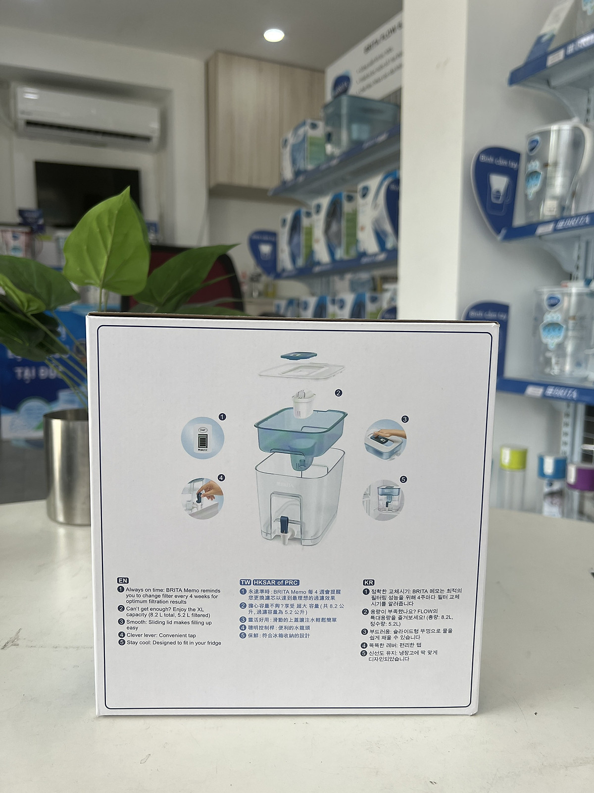 Bình Lọc Nước BRITA Flow Basic Blue - 8.2L (Kèm Maxtra Plus) - Hàng Chính Hãng
