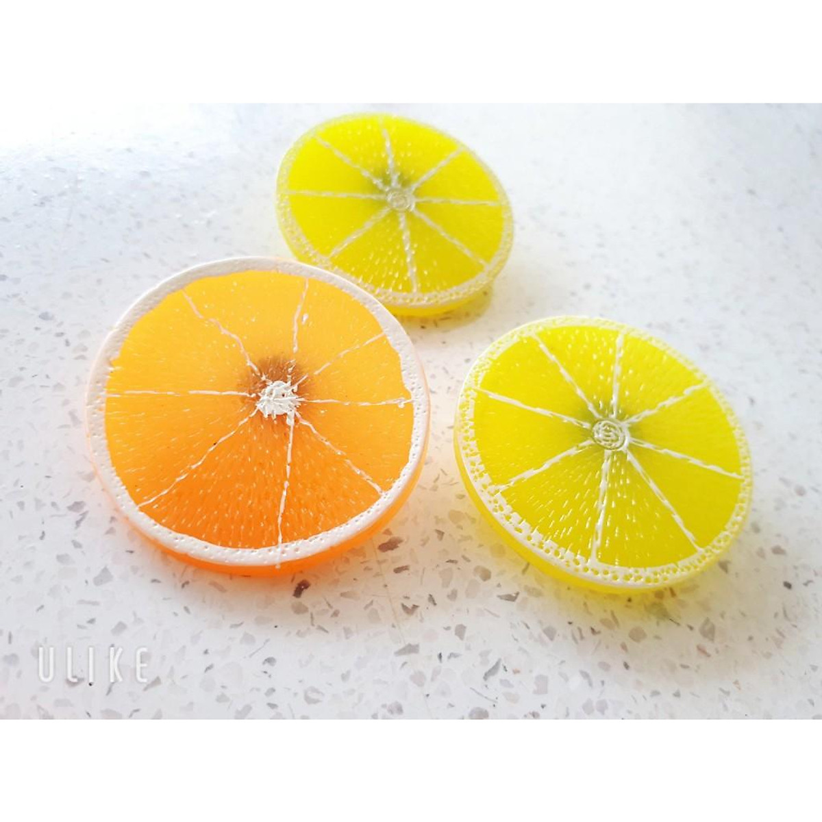 Sticker 3D đá Lát cam, chanh, kiwi, dâu lớn (5 cm) - Nút gắn dép cá sấu