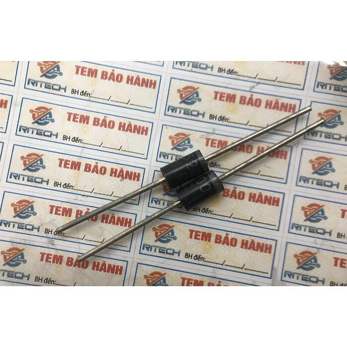 Mua Combo 25 chiếc SB5200 SR5200 DO15 Diode SCHOTTKY RECTIFIER 5A 200V ...
