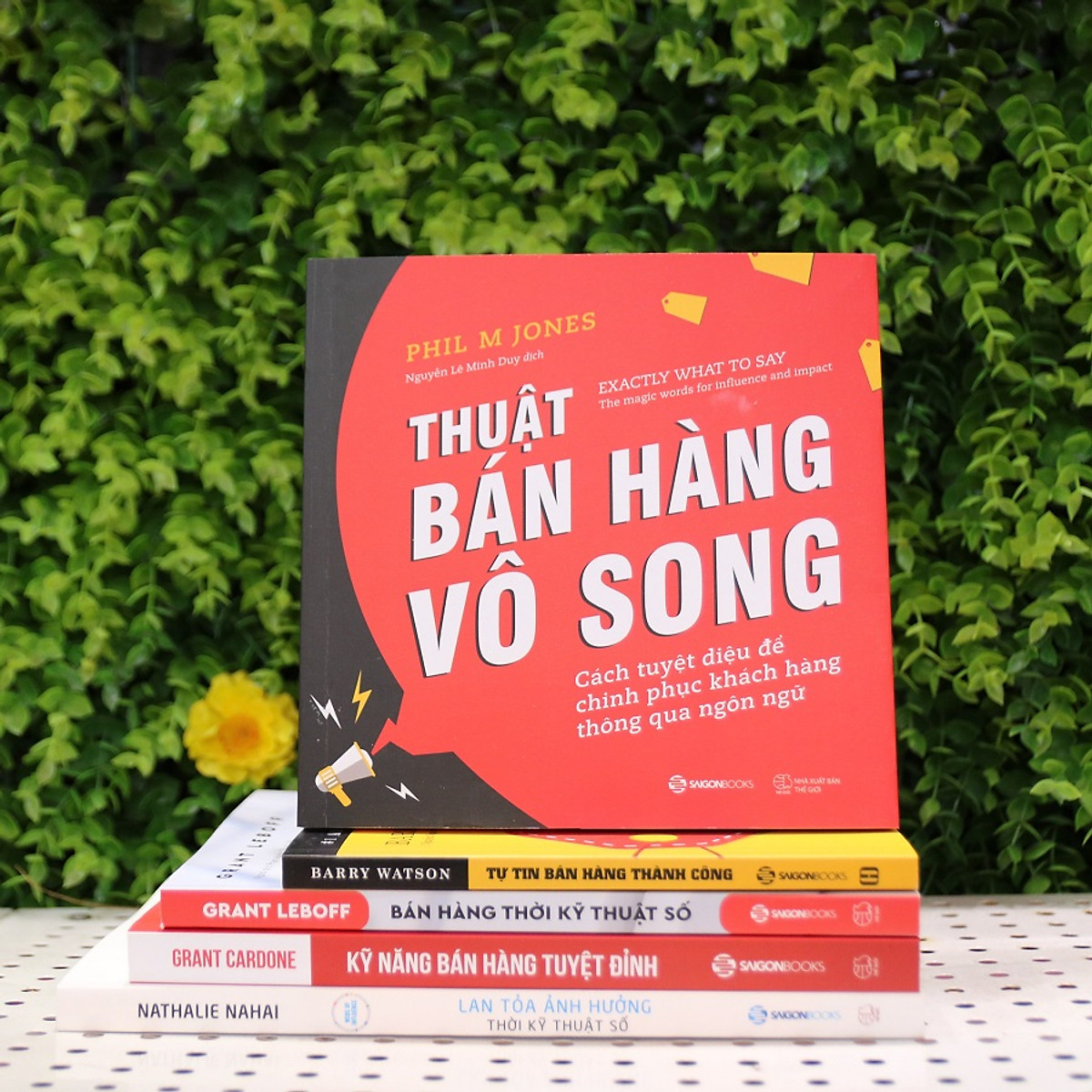 Combo 3 cuốn: Kỹ năng bán hàng tuyệt đỉnh + Thuật bán hàng vô song + Tự tin bán hàng thành công