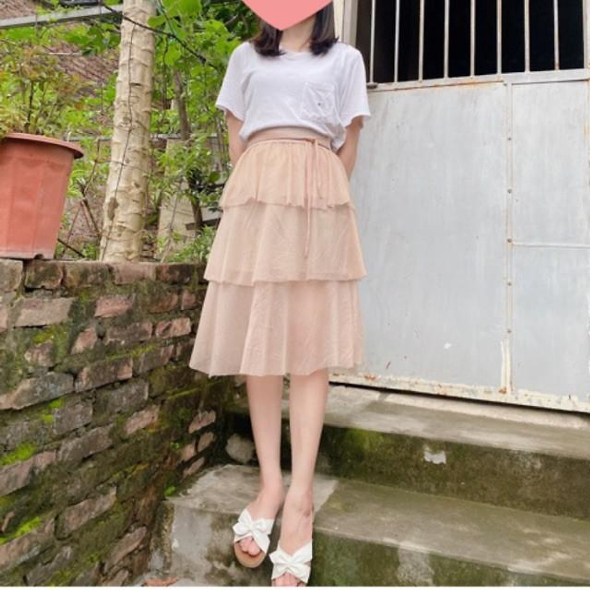 Đầm Voan Lụa Phối Hoa Cổ V Ống Tay Rộng 3 Tầng Siêu Dễ ThươngHL XƯỞNG SỈ  GIÁ GỐC MIỀN NAM  Giá Sendo khuyến mãi 600000đ  Mua ngay  Tư