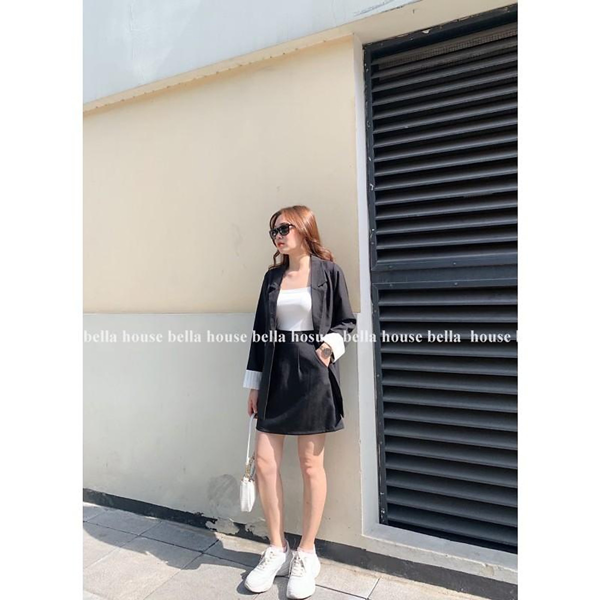 Mua Áo blazer đen tay phối kẻ  chân váy