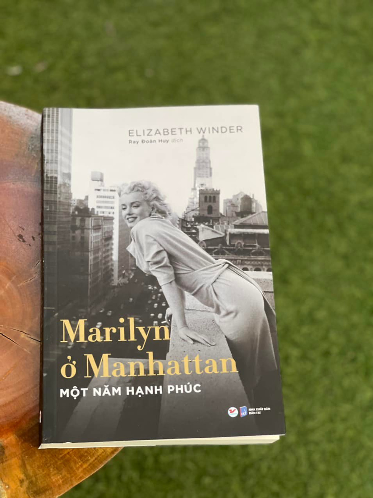 Marilyn Ở Manhattan – Một Năm Hạnh Phúc