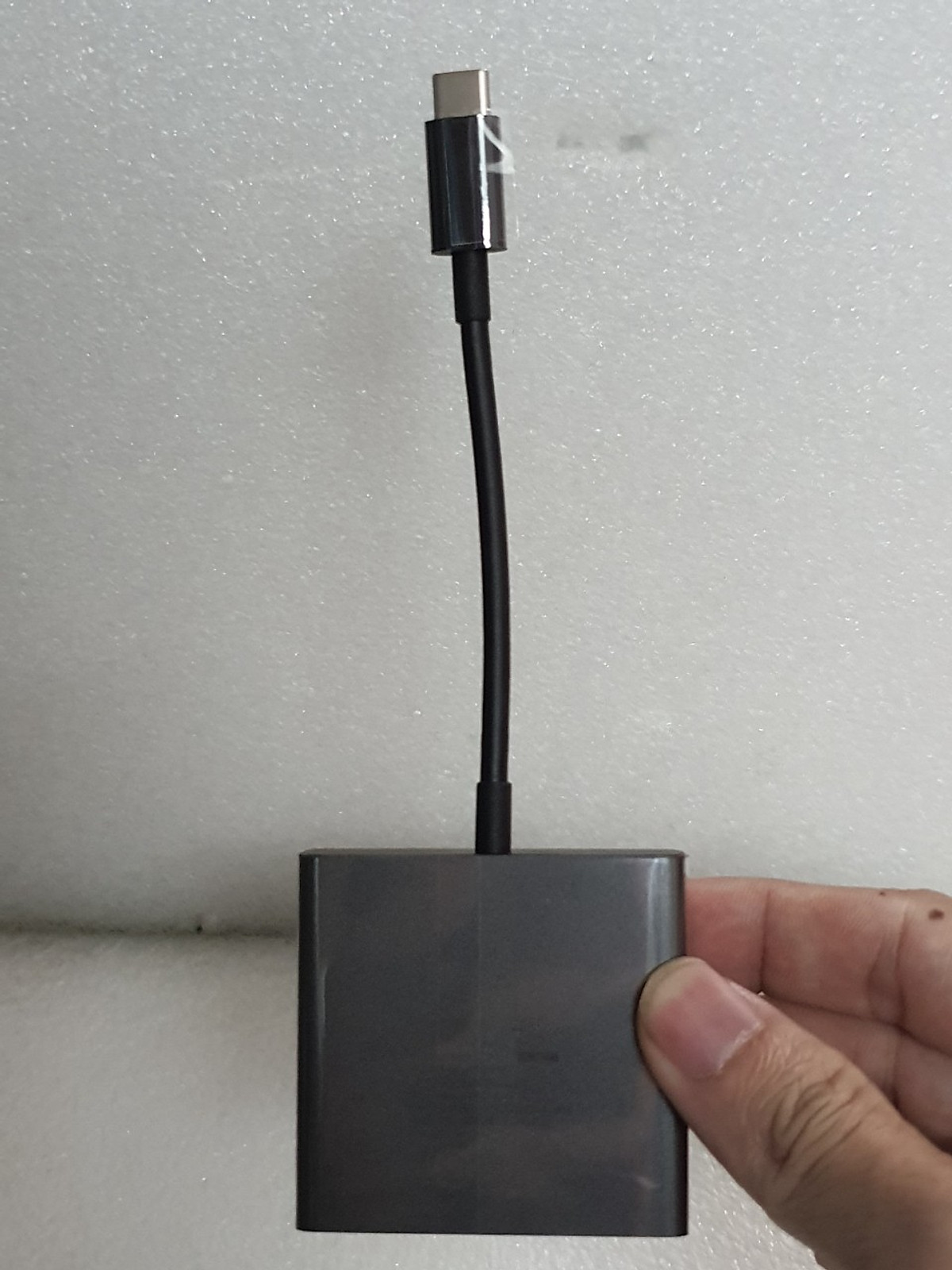 Cáp type C ra HDMI - VGA và USB - 3 trong 1 - Lenovo Thinkplus Type C USB-C 3-in-1 Adapter USB Hub, 4K HDMI 60Hz, VGA, USB 3.0 Type C to HDMI VGA USB 3.0 - Hàng chính hãng
