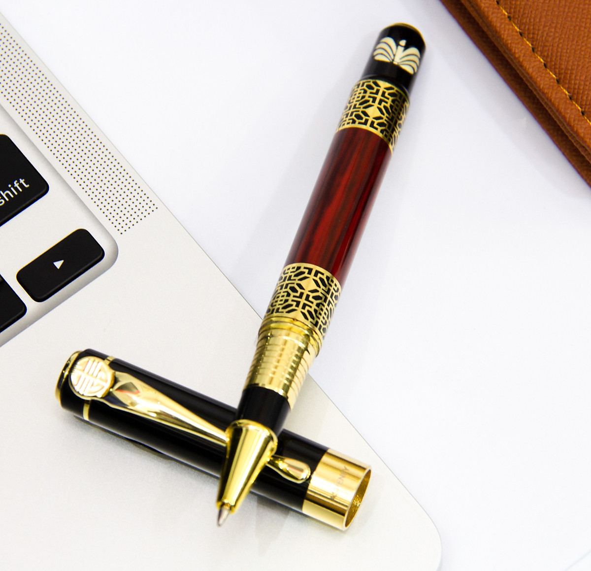 Bút dạ bi ASPENEY Expert2 Rollerball - Bút cao cấp- quà tặng sự kiện Havigift