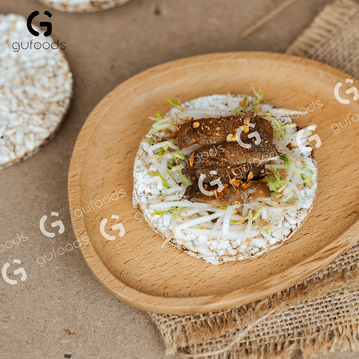 Bánh gạo lứt nguyên hạt ăn kiêng GUfoods (Gói 510g=54 bánh) - Không chiên dầu, Phù hợp Eat clean, Ăn vặt healthy, Thực dưỡng, Tập Gym, Giảm cân