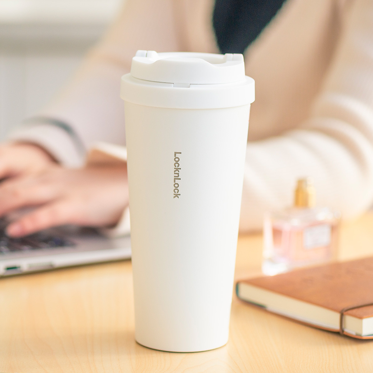 Bình Giữ Nhiệt Lock&Lock Energetic One-Touch Tumbler LHC3249 - 550ML