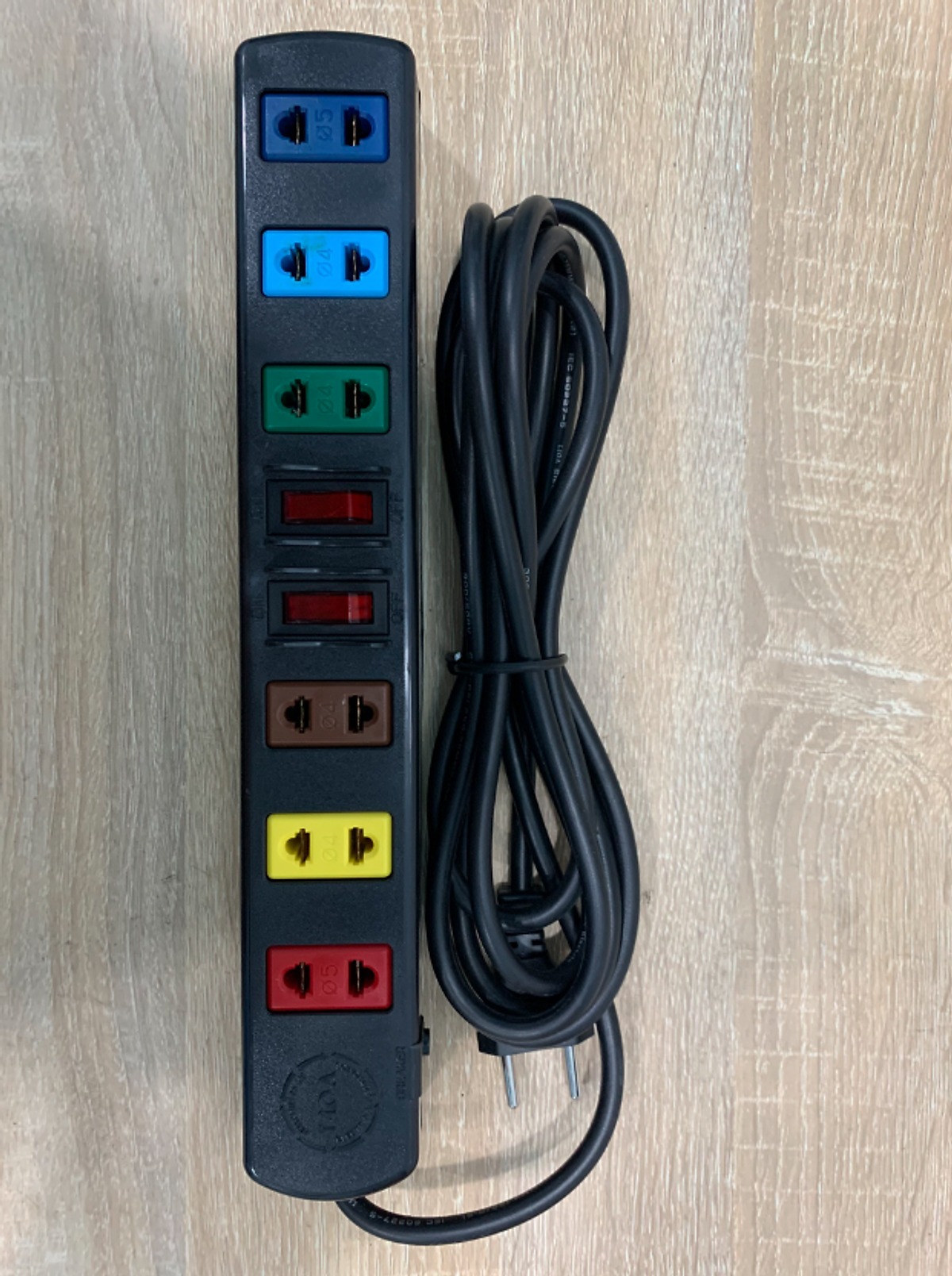 Ổ Cắm Kéo Dài 6S LIOA 6S3 (Dây 3m)