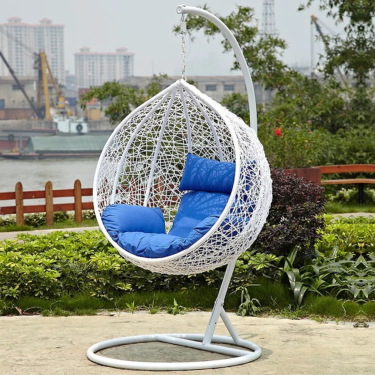 Xích đu Tundo màu trắng phối nệm xanh | Tiki
