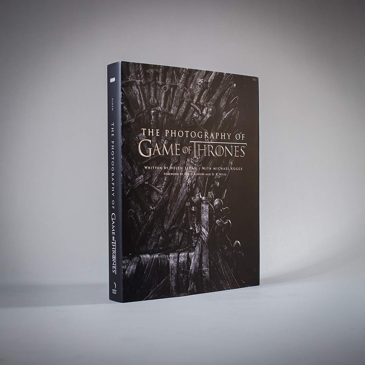 The Photography Of Game Of Thrones : The Official Photo Book Of Season 1 To Season 8