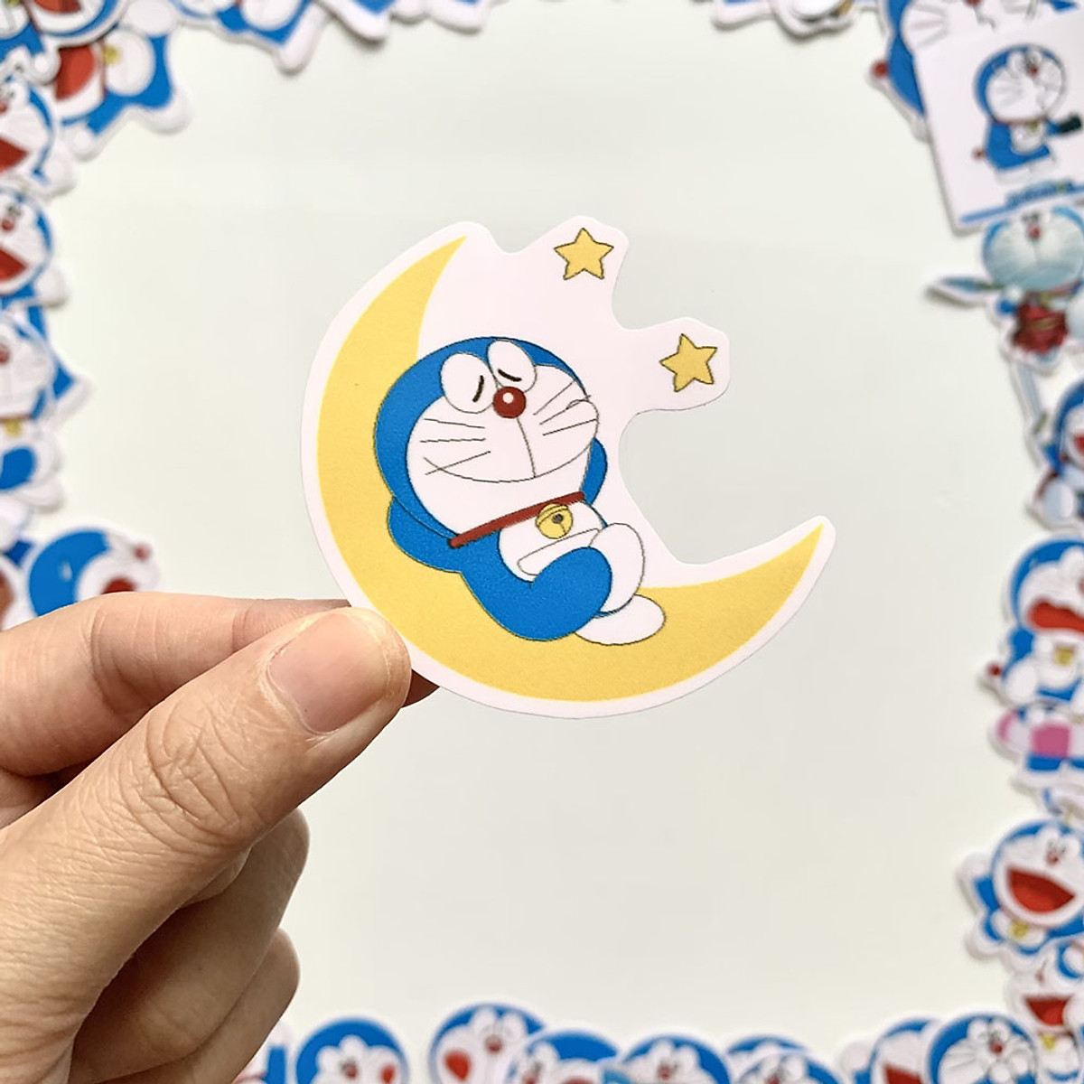 Bộ 50 Sticker Doraemon Tặng Kèm 5 Hình Nhóm Bạn Nobita Shizuka Suneo Gian  Hình Dán