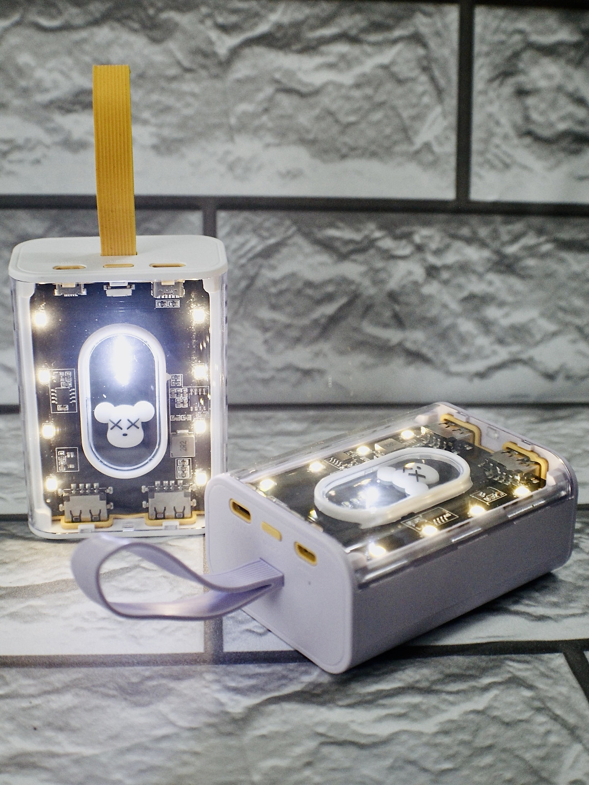 Pin Sạc Dự Phòng Linrui LR002 Dung Lượng 10000mAh Cáp Sẵn, Đèn 3 Chế Độ - Hàng Chính Hãng
