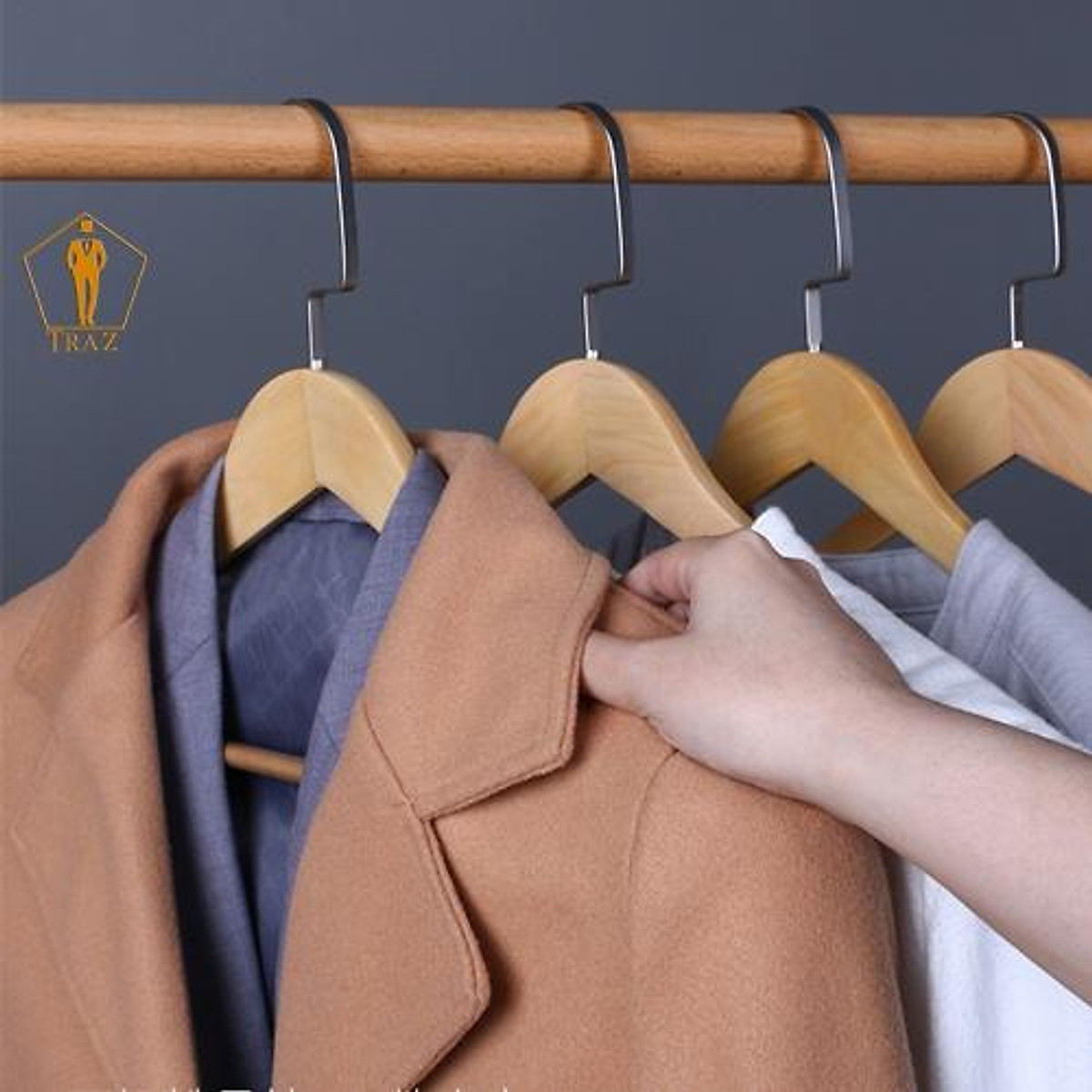 Móc treo áo vest gỗ  Móc treo kẹp quần áo