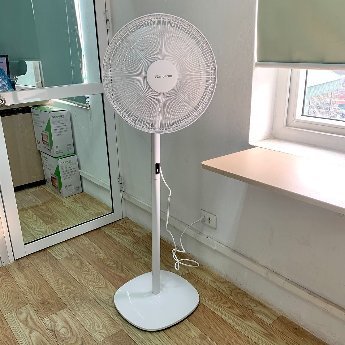 Quạt đứng Kagaroo KG726 - Hàng Chính Hãng