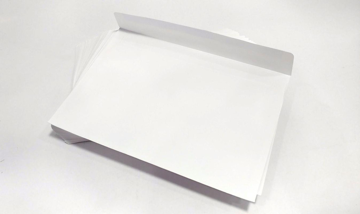 Bao Thư Toppoint Trắng Nắp Xéo Có Keo 13.3 x 18.4 cm (50 Cái/Lốc)