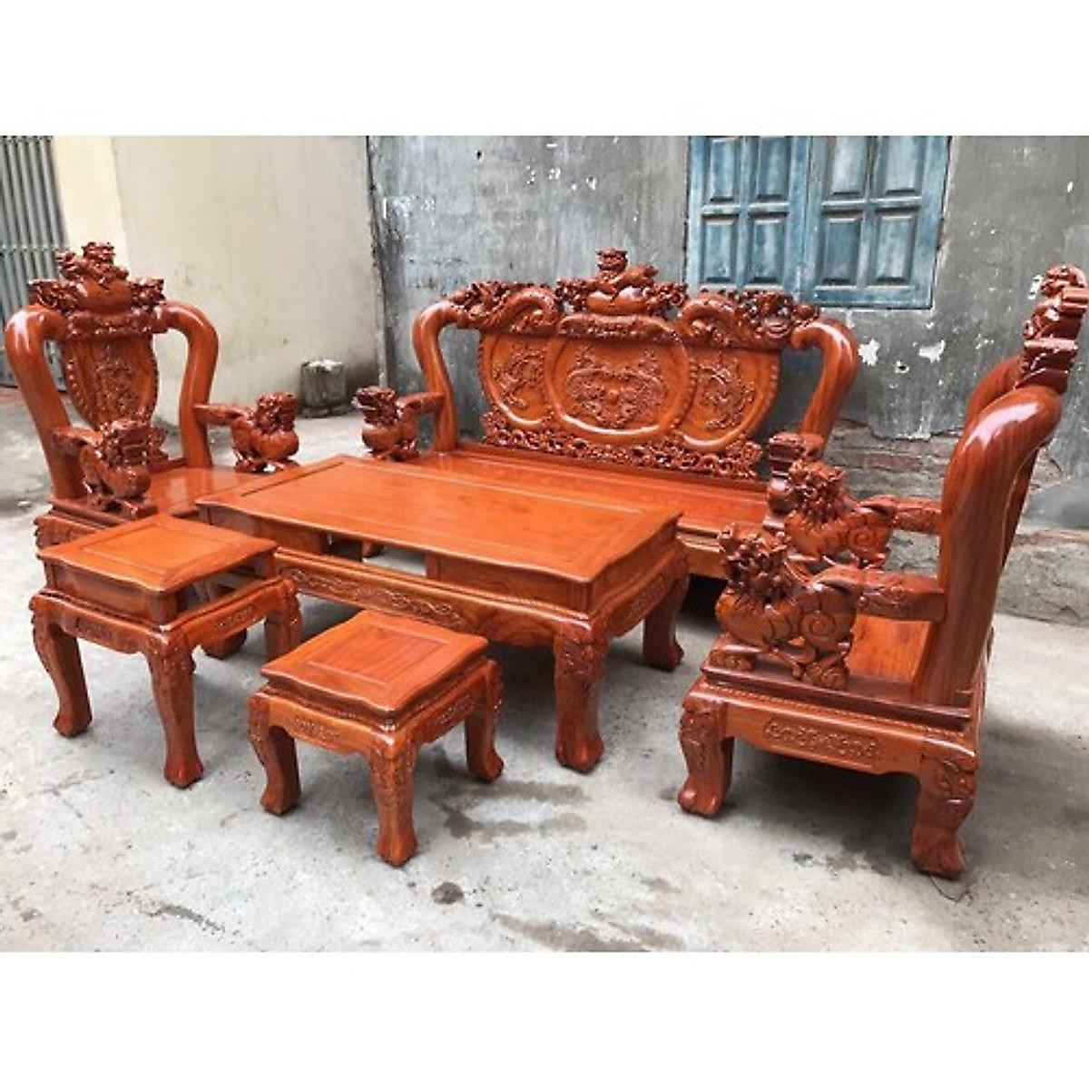 Mua Bộ Bàn Ghế Phòng Khách Nghê Đỉnh Tay 12 Gỗ Hương Đá | Tiki Mua Bộ Bàn Ghế Phòng Khách Nghê Đỉnh Tay 12 Gỗ Hương Đá | Tiki