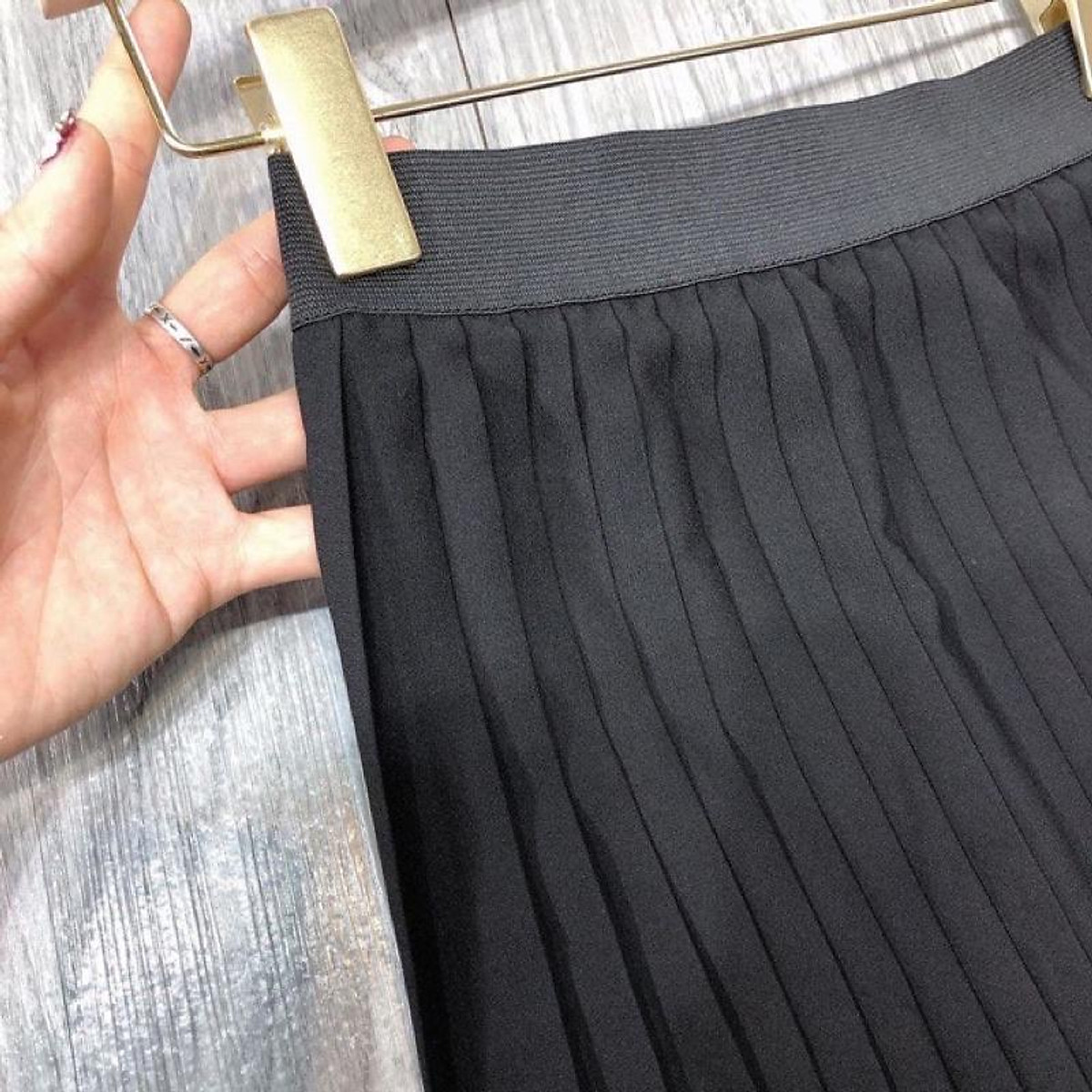 Ốc Fashion  Chân váy xếp ly dài qua gối dễ dàng mix với  Facebook