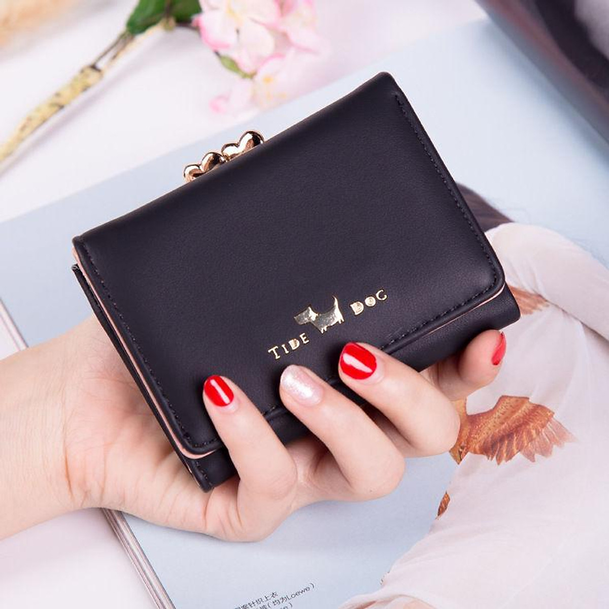 simple ladies wallet