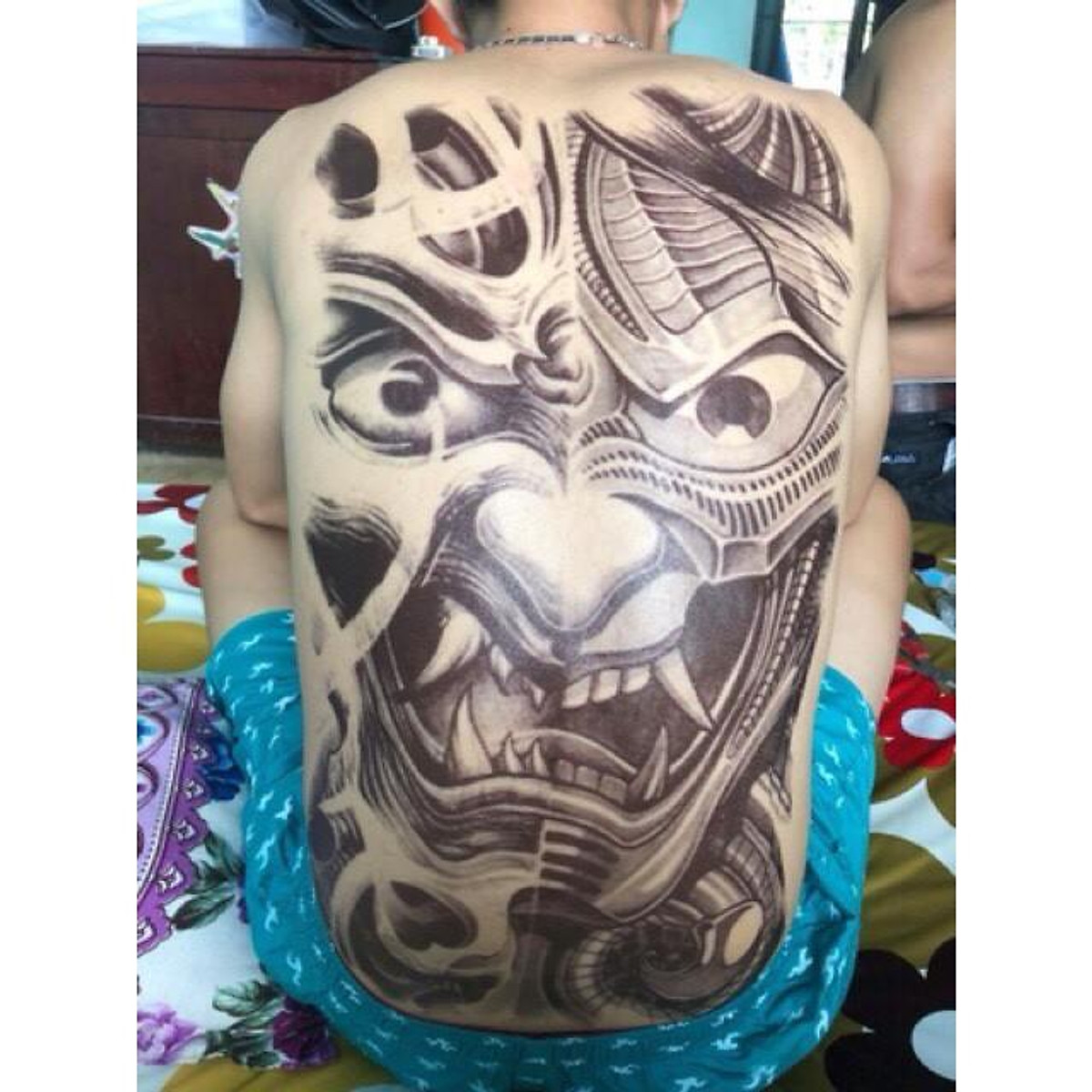 Mua Hình Xăm Dán Tattoo Cao Cấp Kín Lưng Trắng Đen 34X48Cm Quỷ Dữ Nhe Nanh  (Quà Tặng Kèm: 1 Hình Xăm Dán Bắp Tay 15X21Cm!) Tại Ptm Shop