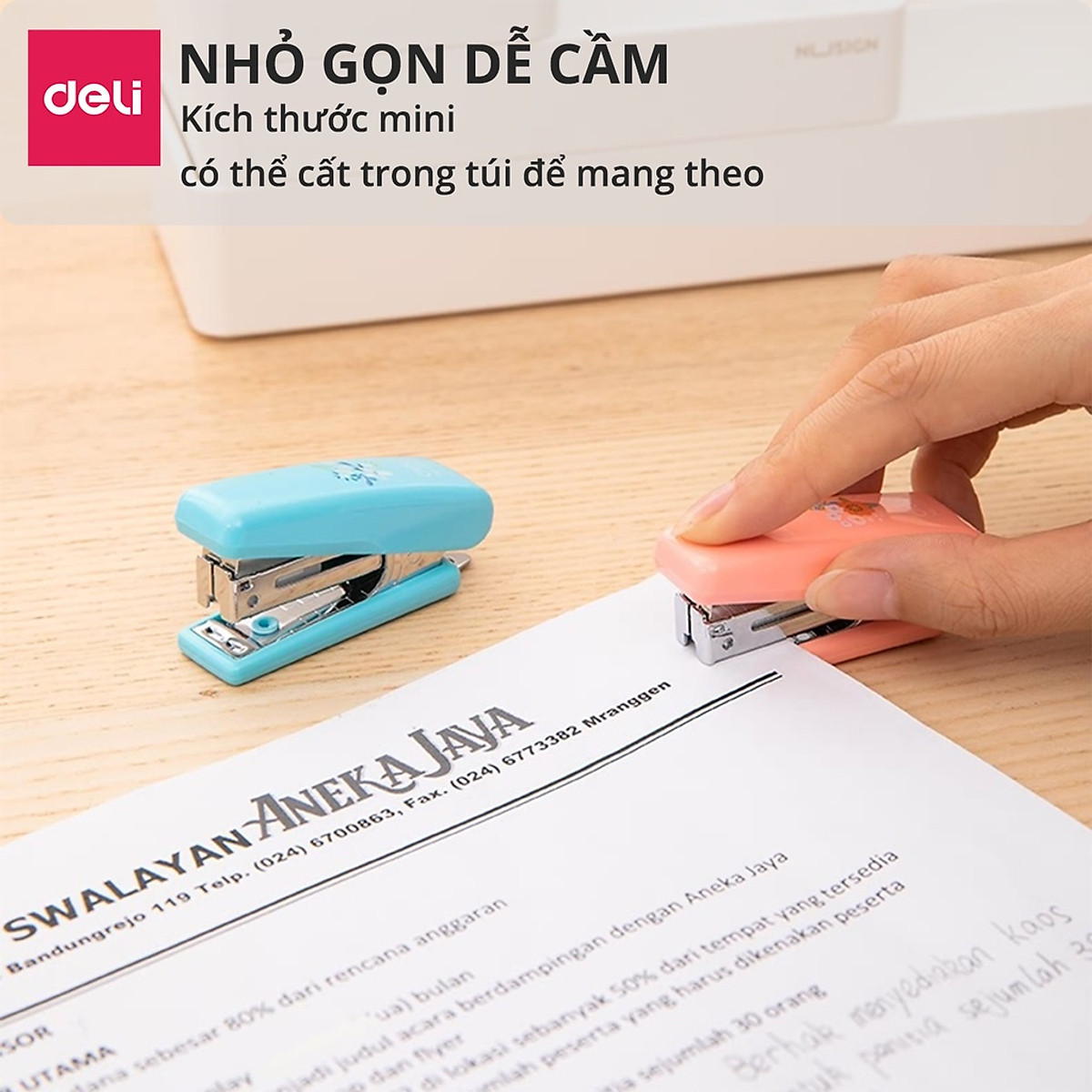 Dập ghim mini #10 Deli, 12 trang, Xanh, Hồng - 1 cái E0222