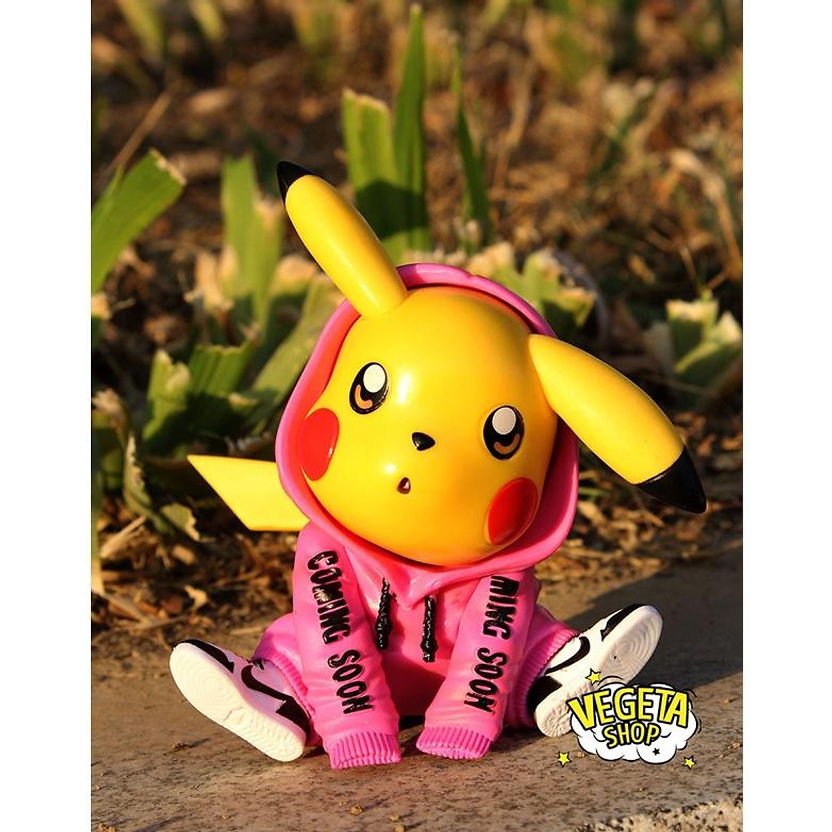 Mô hình Pikachu - Pikachu mặc áo Hoodie phong cách thời trang ngồi ...