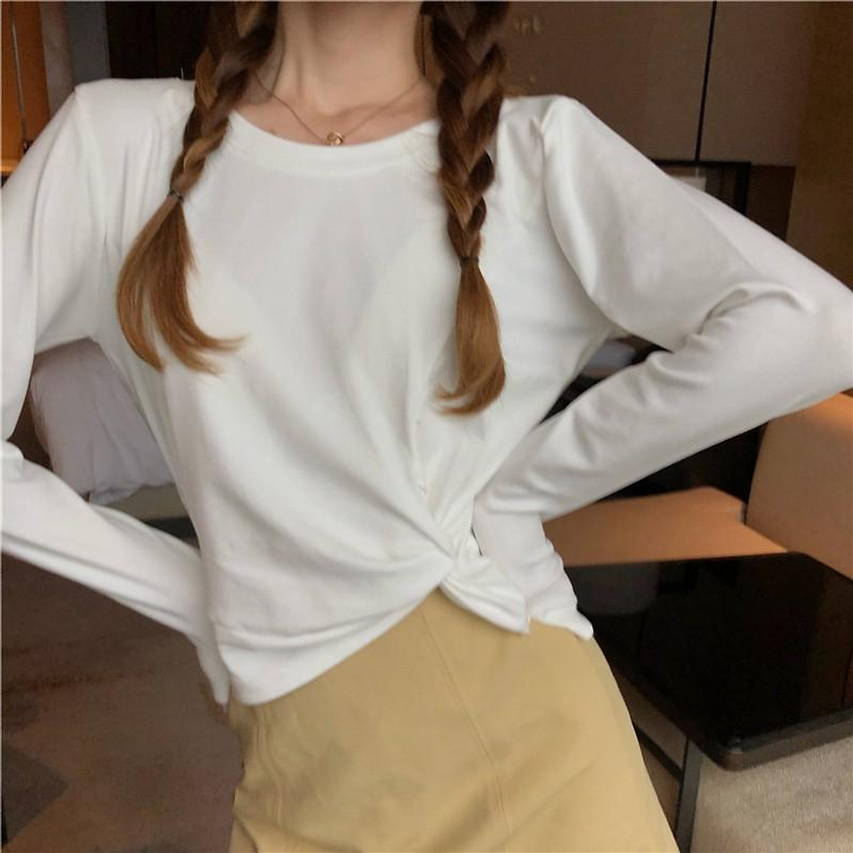 Áo Croptop - Áo Thun Dài Tay Cách Điệu Xoắn Eo Guu ATN26