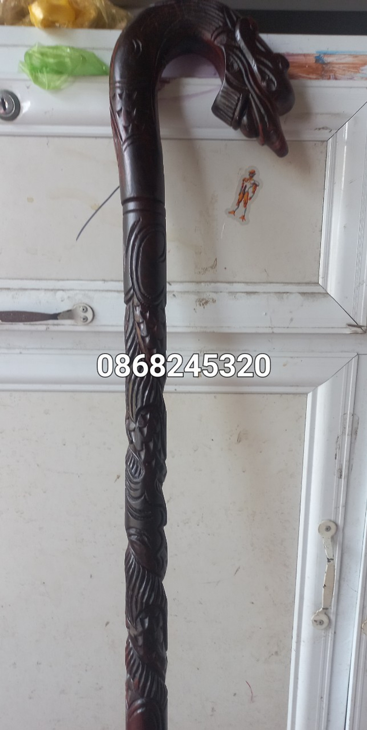 Gậy batong hỗ trợ cho người già đi lại bằng gỗ trắc đỏ đen cực đẹp kt 90×13×4cm