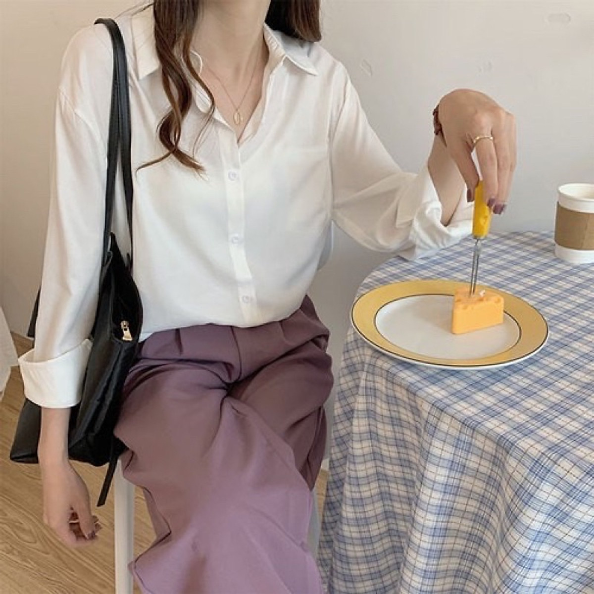 áo sơ mi nữ form rộng tay dài kiểu hàn, áo sơ mi nữ trắng 1 Áo Sơ Mi Nữ Form Rộng Tay Dài Kiểu Hàn, Áo Sơ Mi Nữ Trắng 1