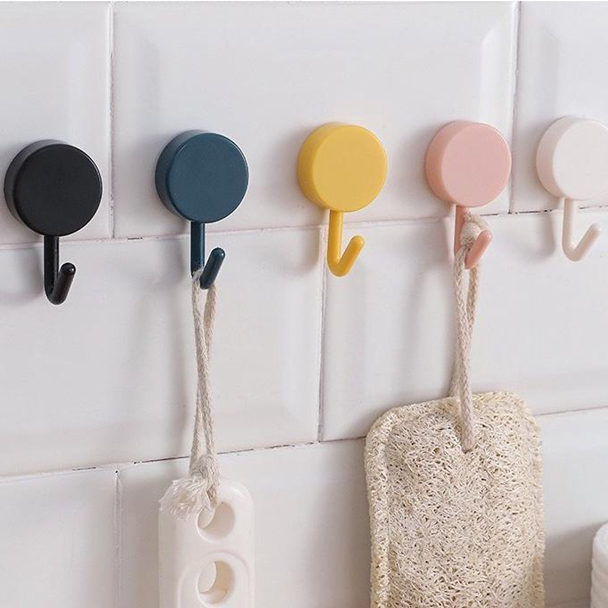 Combo 10 móc dán tường treo đồ nhựa nhiều màu phong cách Bắc Âu | Tiki