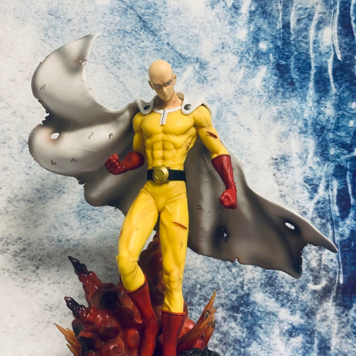 Mô Hình Saitama One Punch Man Cực Ngầu ( Có Đèn ) - Mô Hình Trang Trí