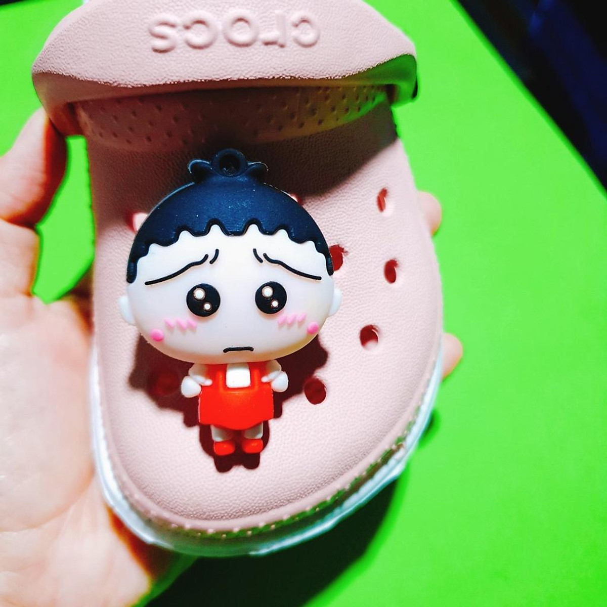 Nút cài dép sticker jibbitz 4D loại TO hình bé hoạt hình dễ thương (01 cái)