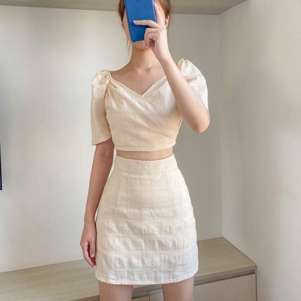 Set Thời Trang Nữ Áo Croptop Và Chân Váy Chữ A Sành Điệu