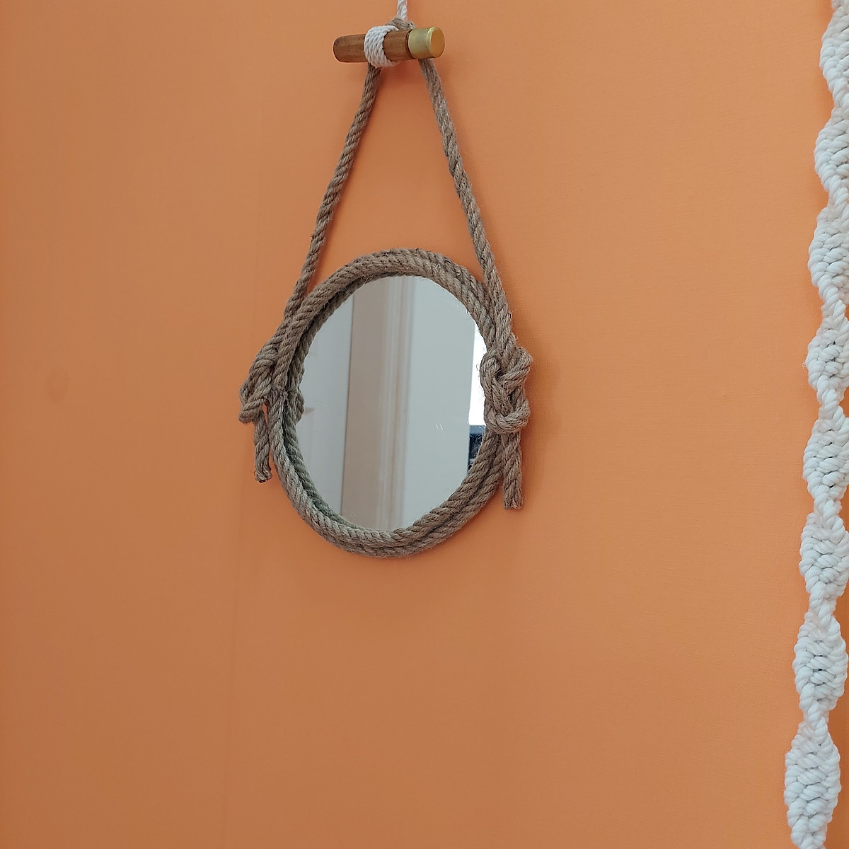 Gương trang trí trang điểm treo tường phôi Bỉ kết hợp dây thừng
