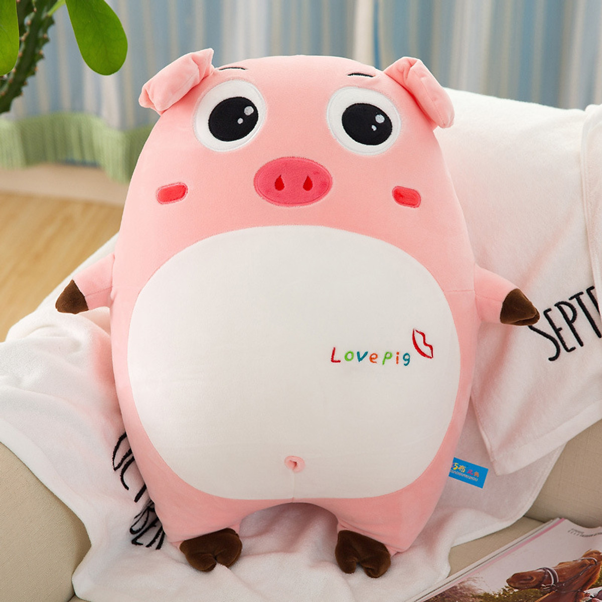 Gấu Bông Heo Mắt Tròn Niềm Vui Ngơ Ngác Love u - Màu Hồng 40cm Gấu Bông Heo Mắt Tròn Niềm Vui Ngơ Ngác Love U - Màu Hồng 40Cm