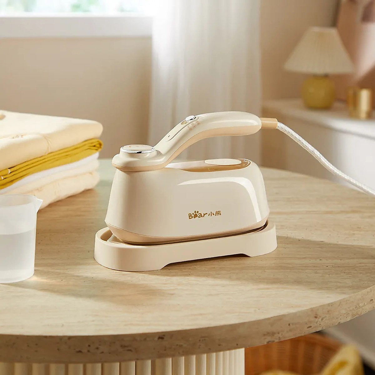 Bàn ủi hơi nước Bear IR-4H15H 1500W - Hàng chính hãng