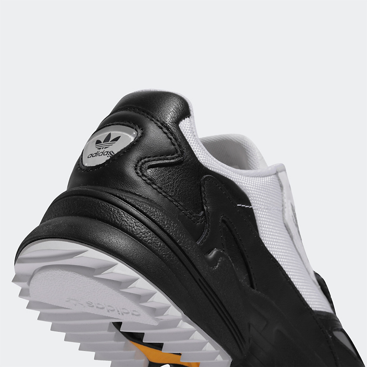 adidas falcon trail w