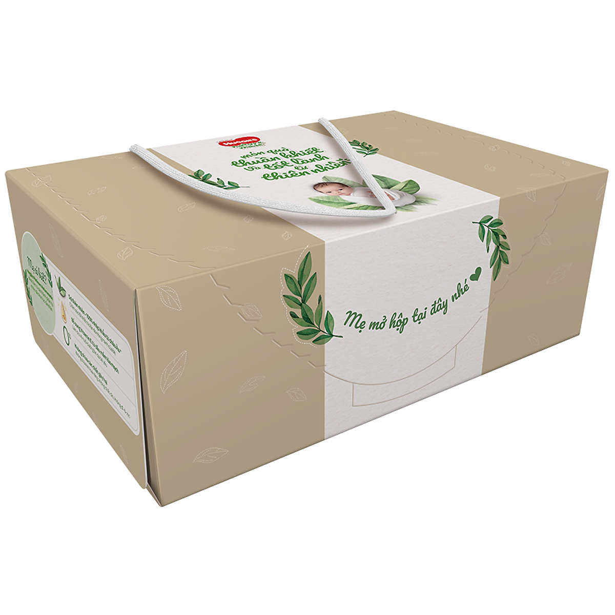 Combo sơ sinh Huggies Platinum Nature Made ( 04 miếng Tã dán Newborn & 01 Gói khăn ướt)