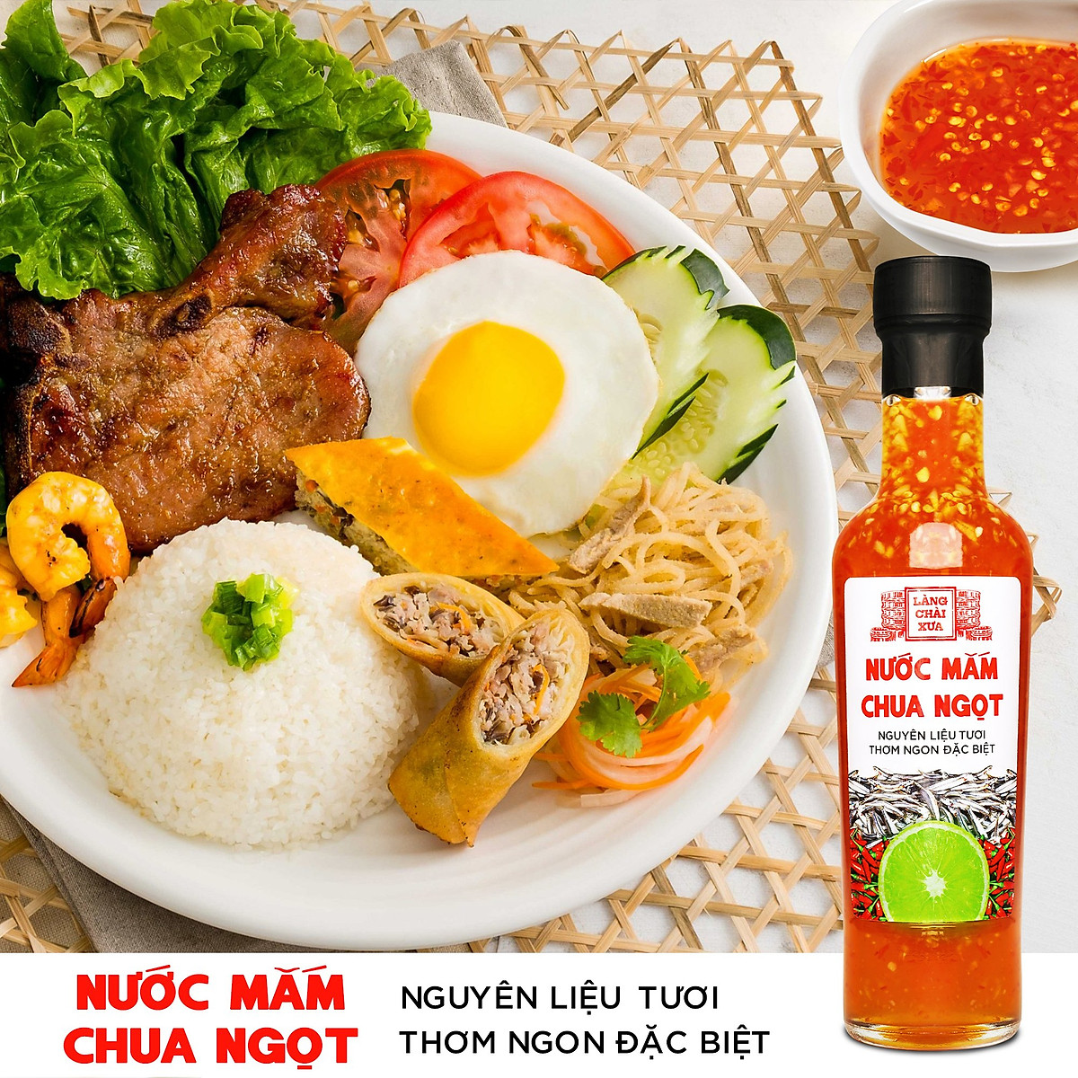 Đặc Sản Phan Thiết - Nước Mắm Chua Ngọt Cao Cấp Làng Chài Xưa, Nguyên Liệu Tươi, Thơm Ngon Đặc Biệt, Pha Sẵn Từ Chanh Tỏi Ớt Vị Đậm Đà Chai Thủy Tinh 300G