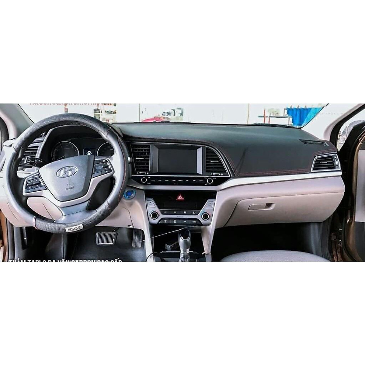 thảm Taplo HYUNDAI ACCENT đời 2018 - 2022 cao cấp, chống nóng chống trơn trượt