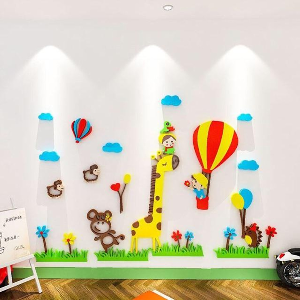Mua Tranh Dán Tường Mica 3D- Hươu Khinh Khí Cầu, Trang Trí Mầm Non, Trang  Trí Khu Vui Chơi Trẻ Em | Tiki