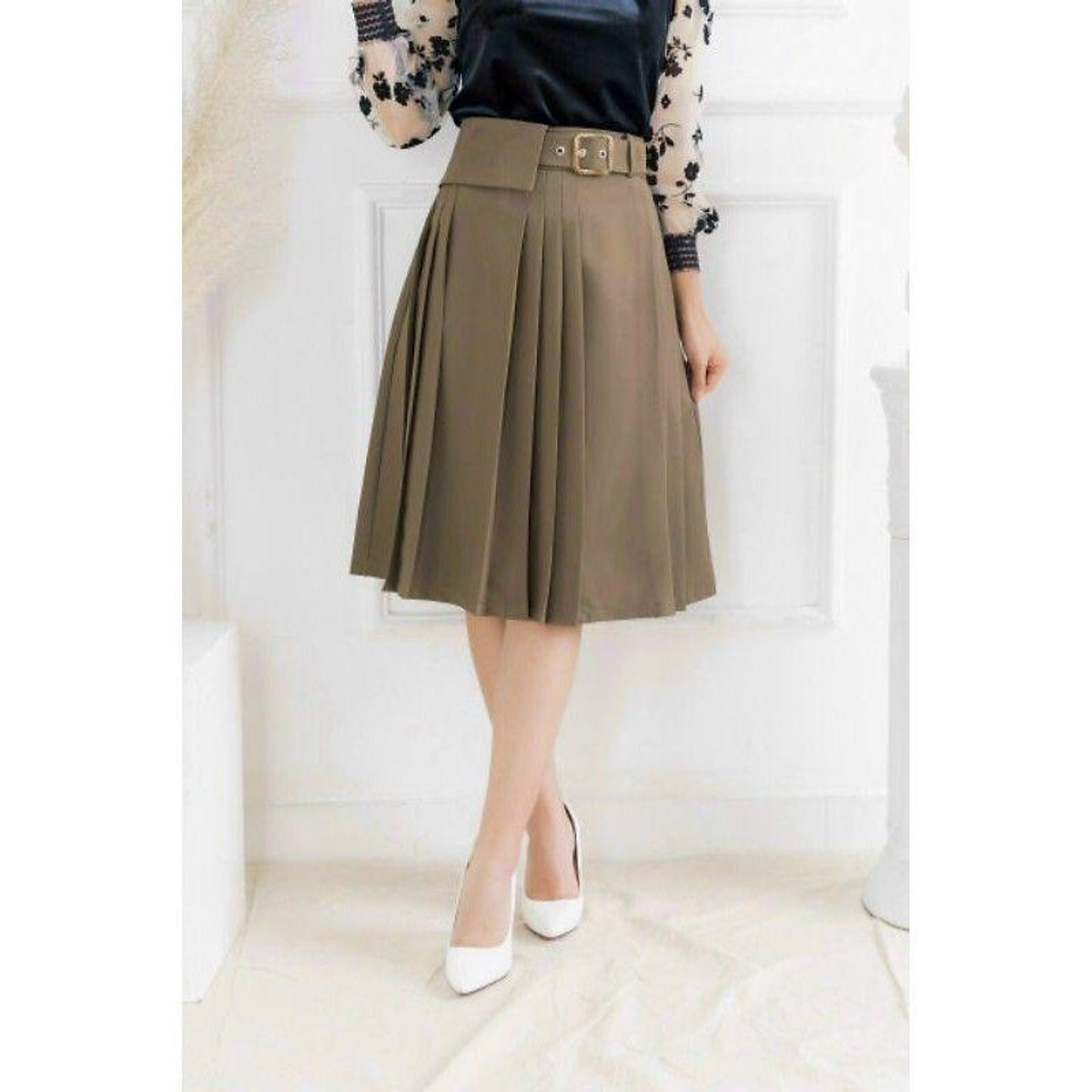 Thiết kế chân váy xòe xếp ly đẹp dành riêng cho nàng công sở  Thời trang   Việt Giải Trí