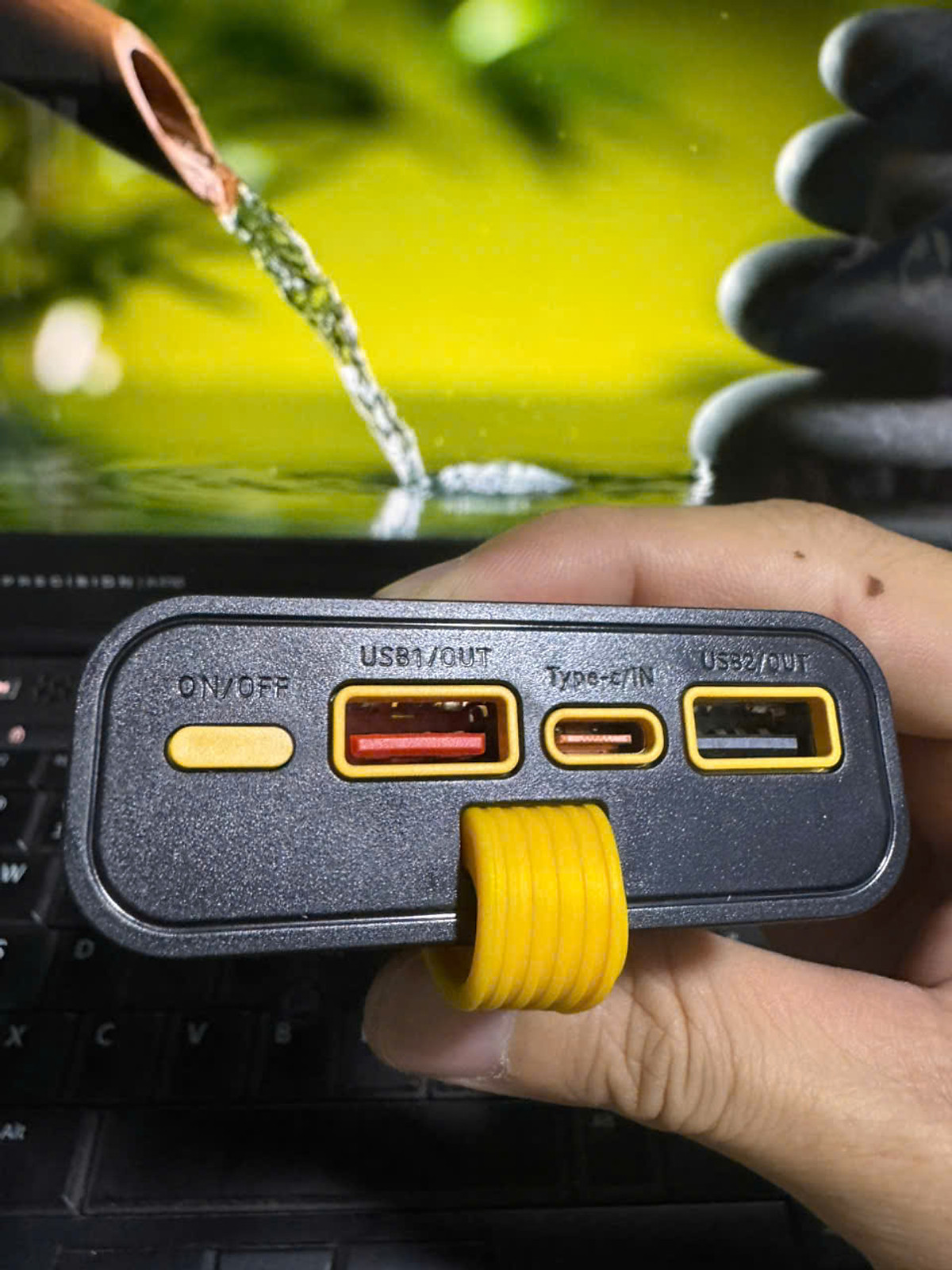 Sạc Dự Phòng Siêu Nhanh 22.5W dung lượng 10,000mAh Với Thiết Kế Trong Suốt và 4 Đầu Sạc Tích Hợp - Hàng chính hãng