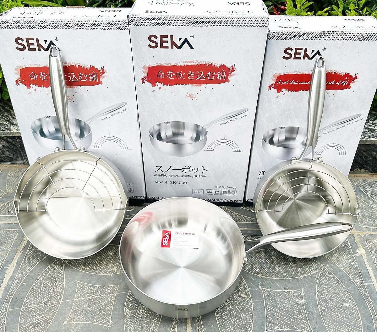 Chảo Tuyết Nguyên Khối SEKA, Chảo Inox Nguyên Khối Chống Dính, Đáy Từ 22, 24, 26cm Dùng Được Mọi Loại Bếp - Hàng Chính Hãng