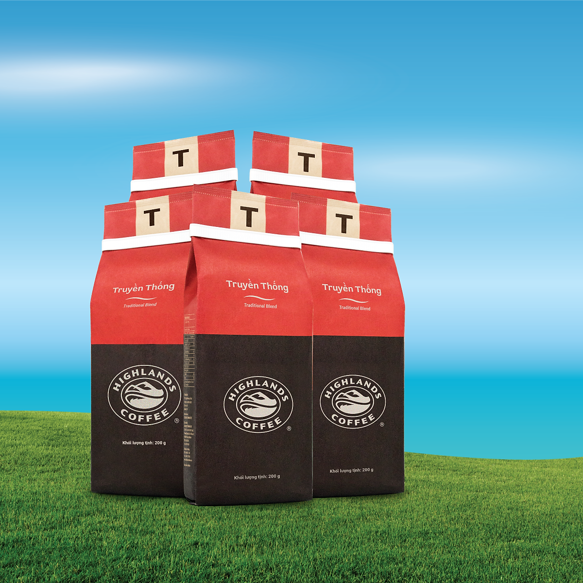 Combo 5 gói Cà Phê Rang Xay Truyền Thống Highlands Coffee (200g)