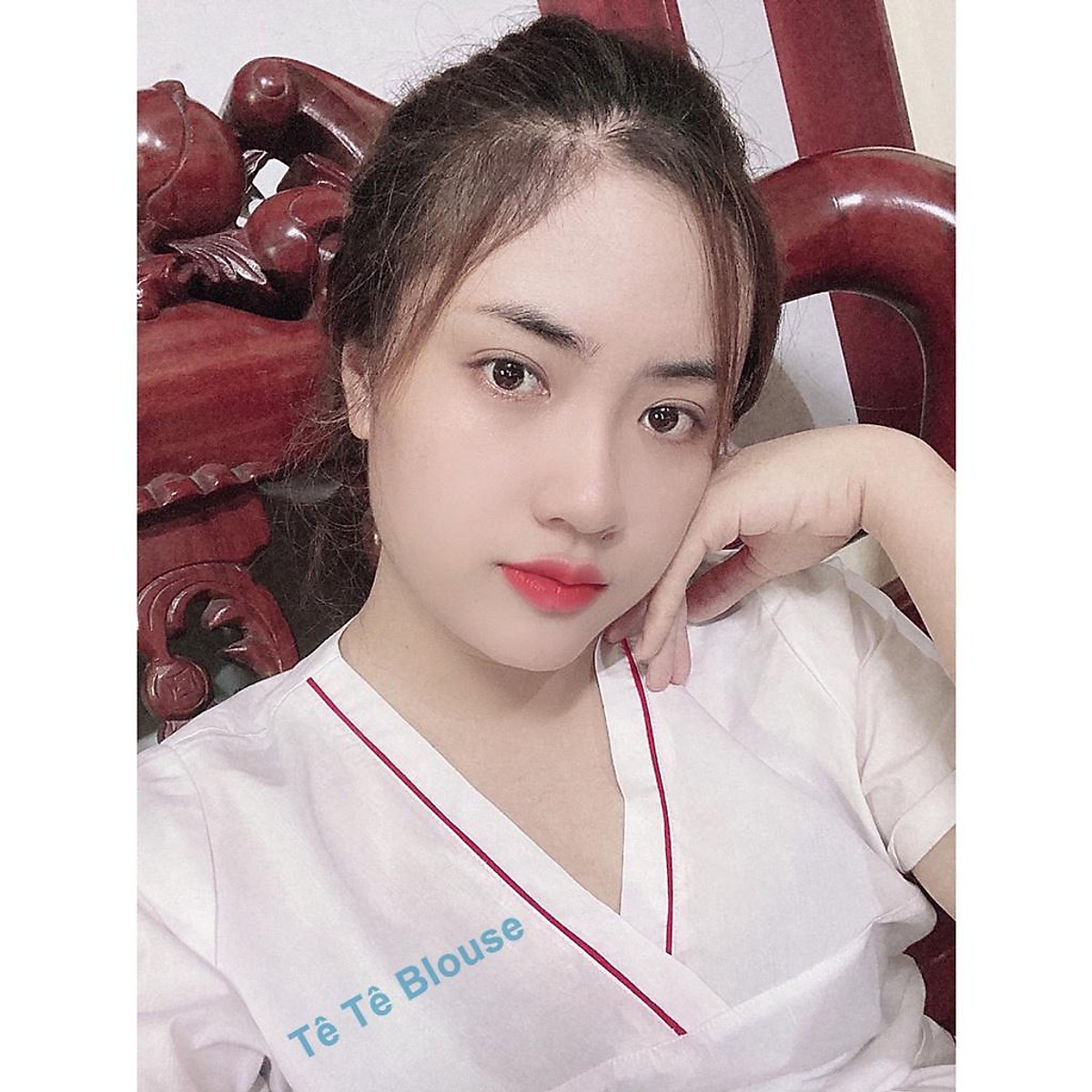 Bộ blouse cổ tim viền đỏ nam nữ cộc tay - bộ scrubs kỹ thuật viên cho