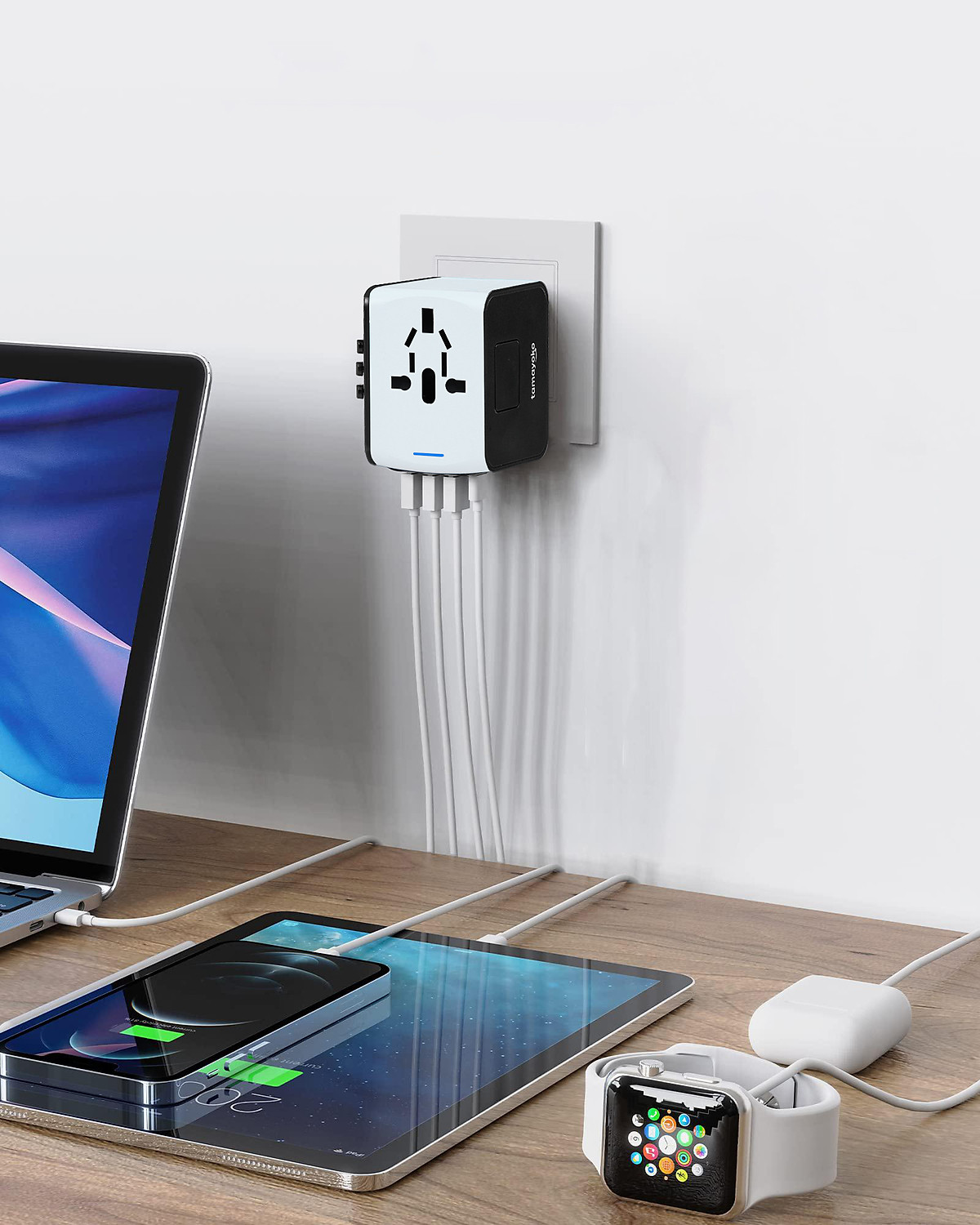 Ổ Cắm Điện Du Lịch Quốc Tế Đa Năng Tích Hợp 3 Cổng USB-A 1 Cổng USB C. Chất Liệu Nhựa PC Chống Cháy Phù Hợp Với Hơn 150 Nước. Hàng Chính Hãng Tamayoko